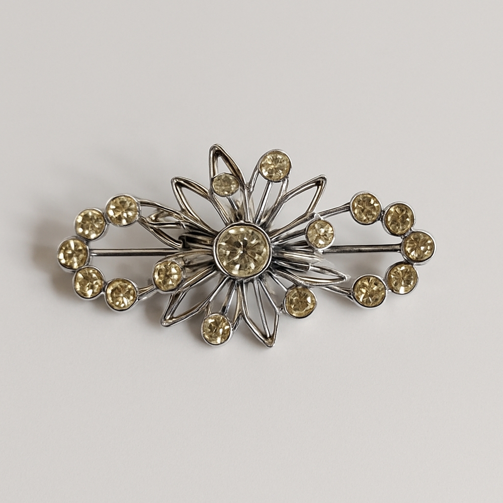 Vintage Rhinestone Starburst Brooch Silver-Tone Floral Pin